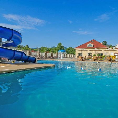 Music Road Resort Inn بيدجن فورج المظهر الخارجي الصورة